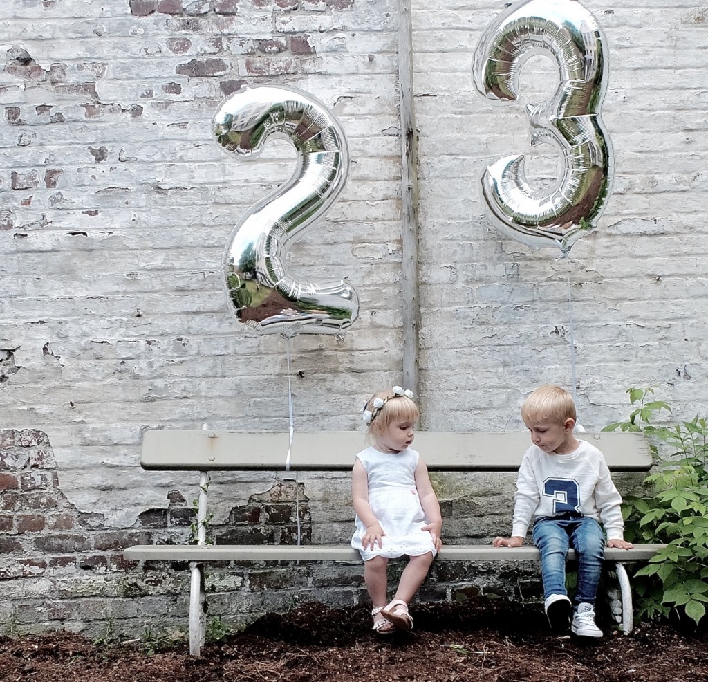 zilveren heliumballon in cijfer voor verjaardagsfeest 