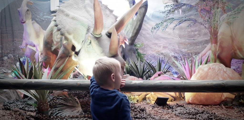 dino expo: Dino's Alive Oostende gezinsuitstap met kinderen 