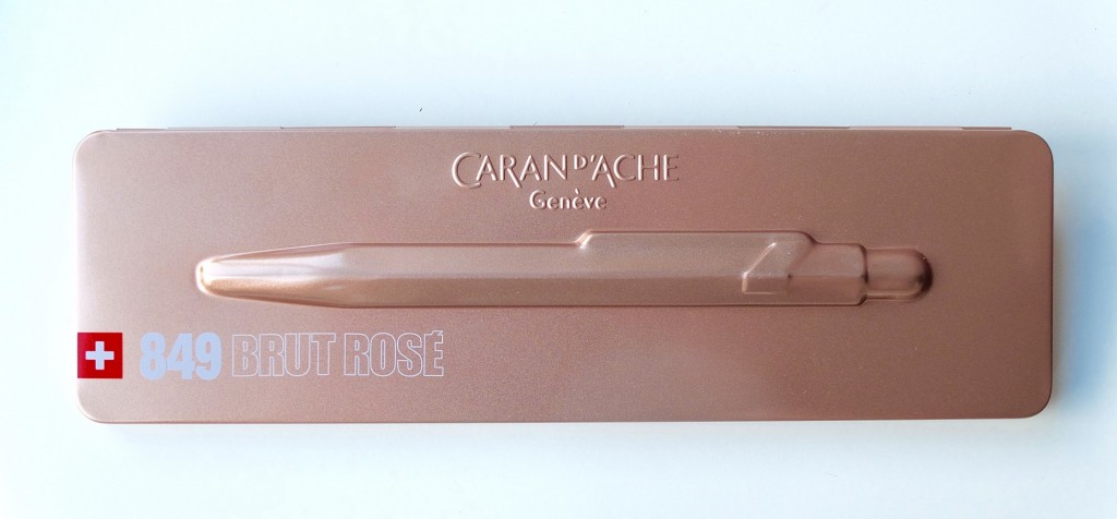 Caran d'Ache brut rosé kwaliteit pen / balpen uit Zwitserland