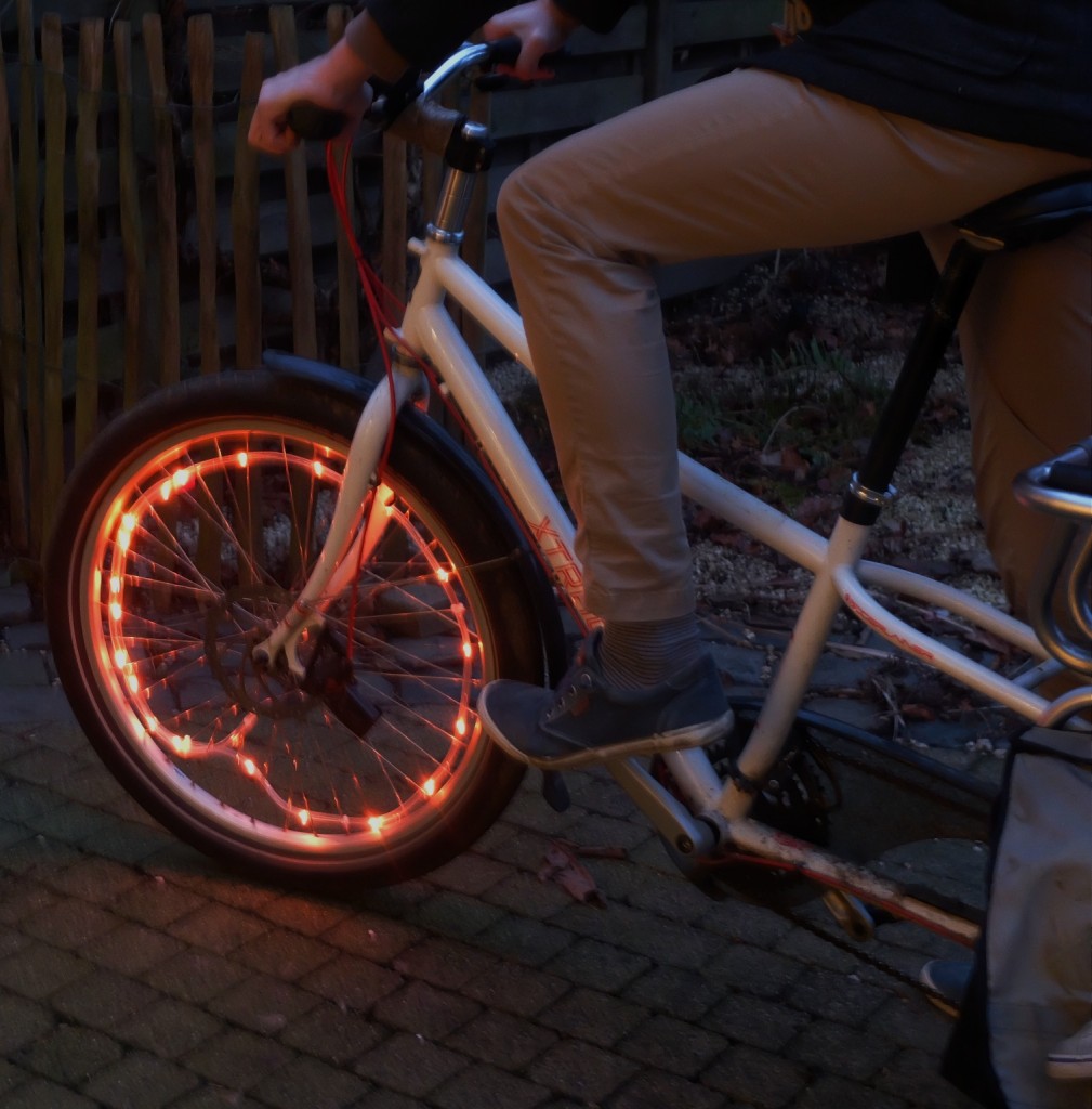 fietswielverlichting wheelie bright verlichting fietsers